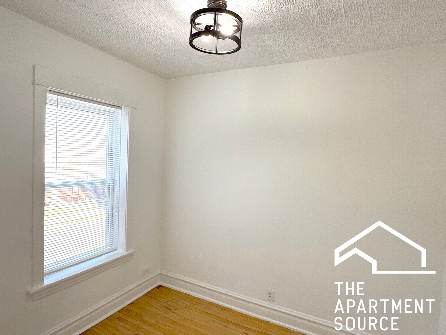 Building Photo - 1741 N Central Park Ave