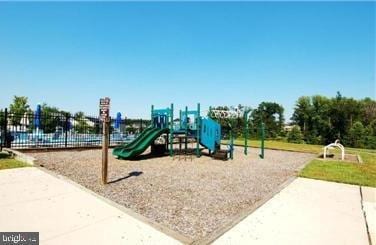 Building Photo - 2482 Jostaberry Way