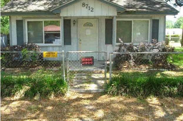 Building Photo - 8712 Fowler Ave