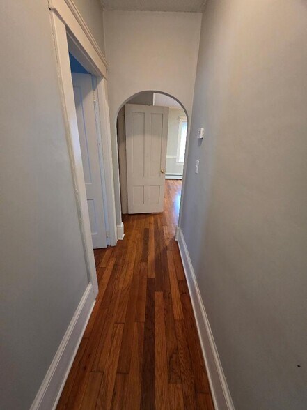 Building Photo - 1066 Bedford St