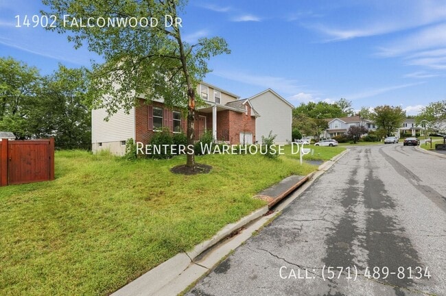 Building Photo - 14902 Falconwood Dr