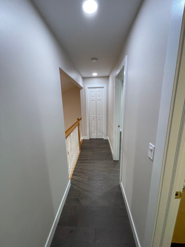 Building Photo - 1160 Osterman Ave