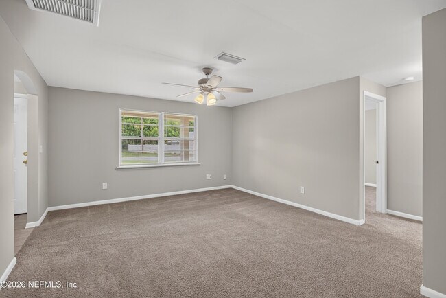 Building Photo - 1143 Tumbleweed Dr
