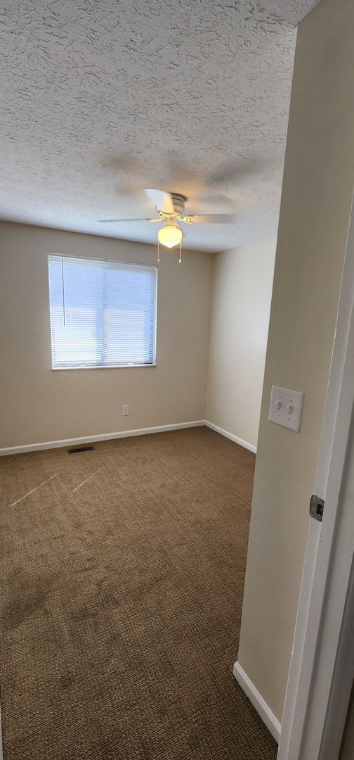 Building Photo - Oldham County Beauty!  Completely Renovated!  ALL NEWer Appliances!  ALL NEWer Flooring & Paint! ...