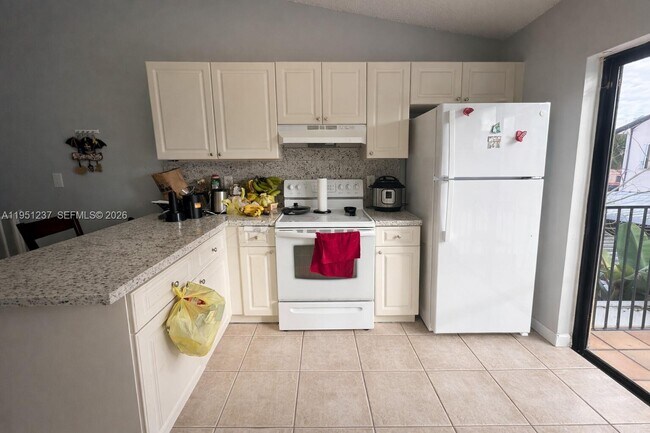 Building Photo - 2871 W 76th St