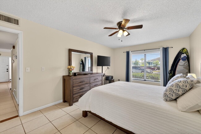 Building Photo - 950 S Kanner Hwy