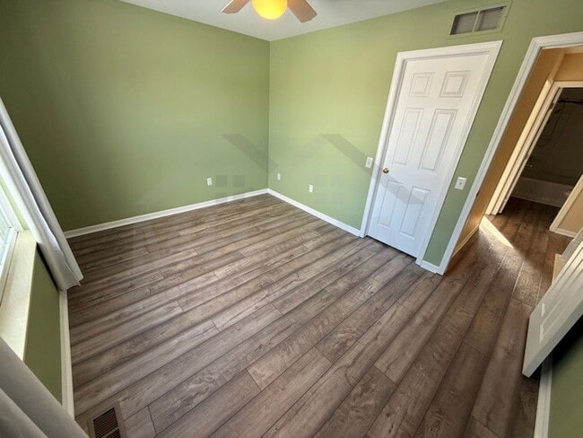 Building Photo - 1148 Somerville Dr