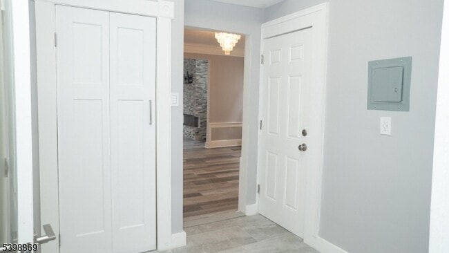 Building Photo - 65 Poe Ave