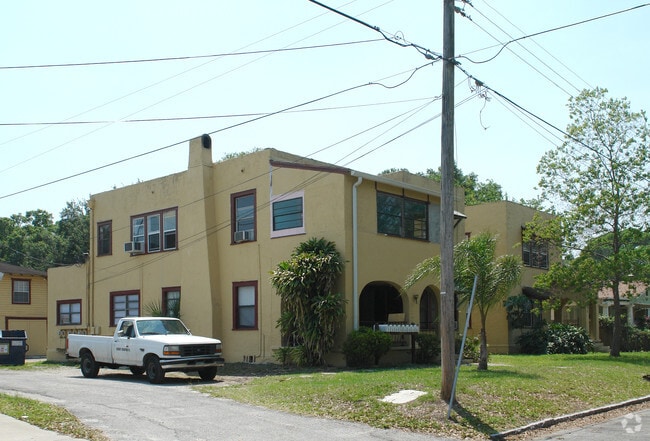 Primary Photo - Mulholland Flats