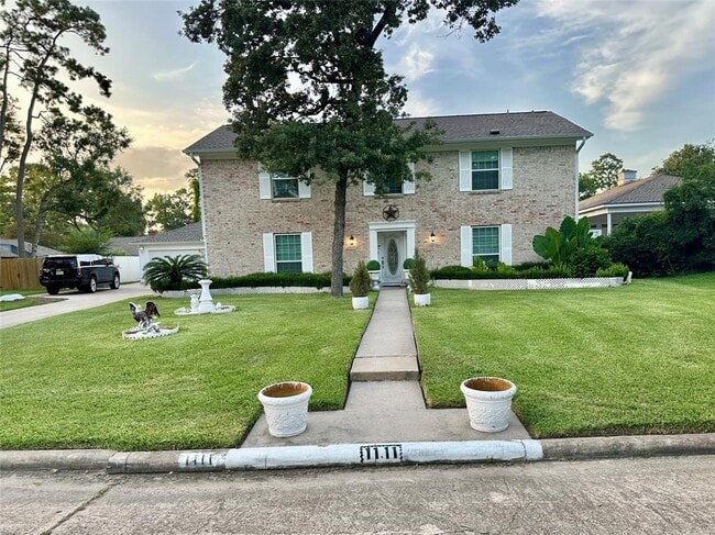 Primary Photo - 1111 Doral Ln
