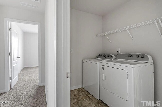 Building Photo - 1195 Chestnut Bluff Run