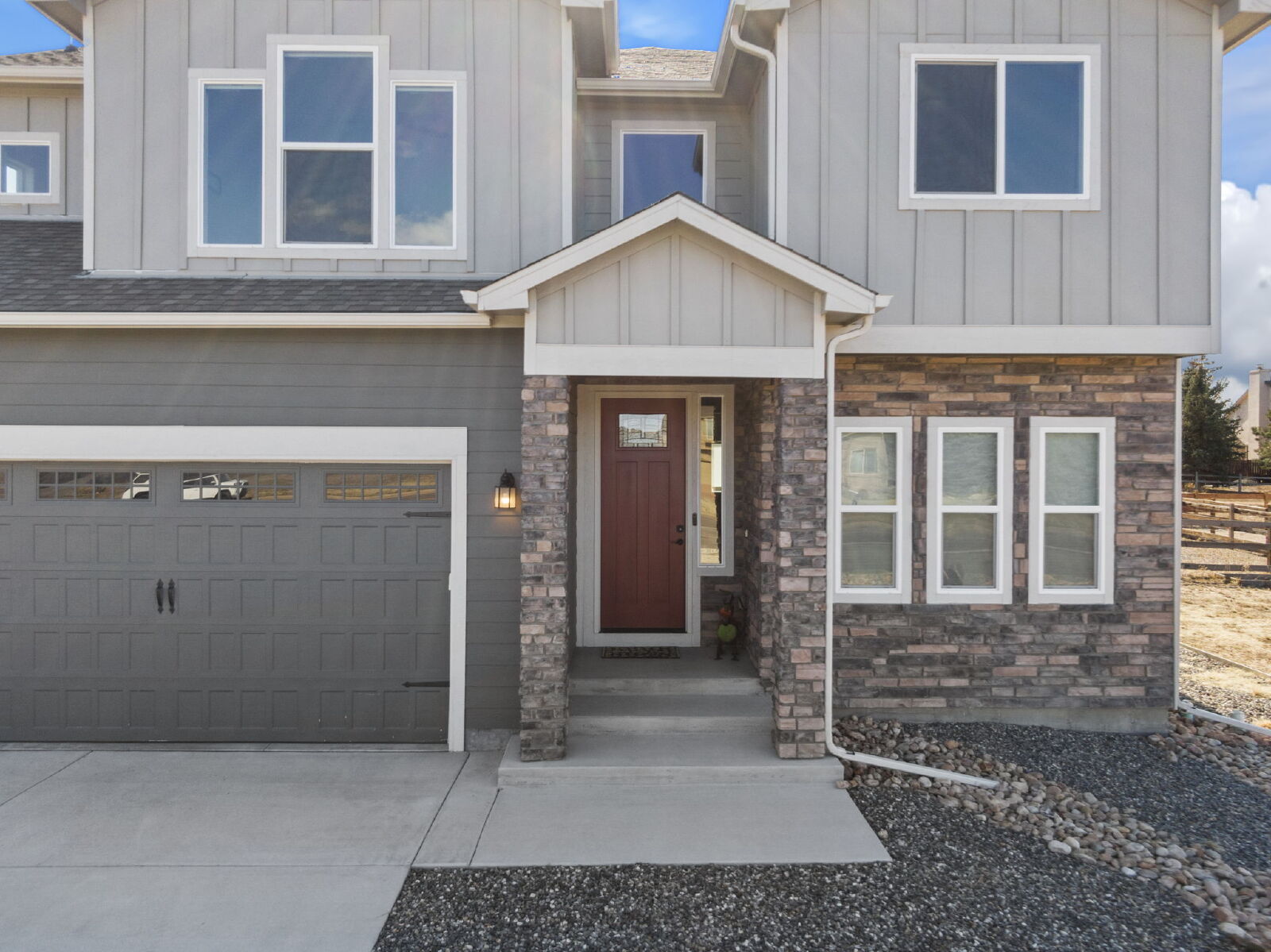 Building Photo - Modern Comfort Meets Mountain Beauty – 4-B...