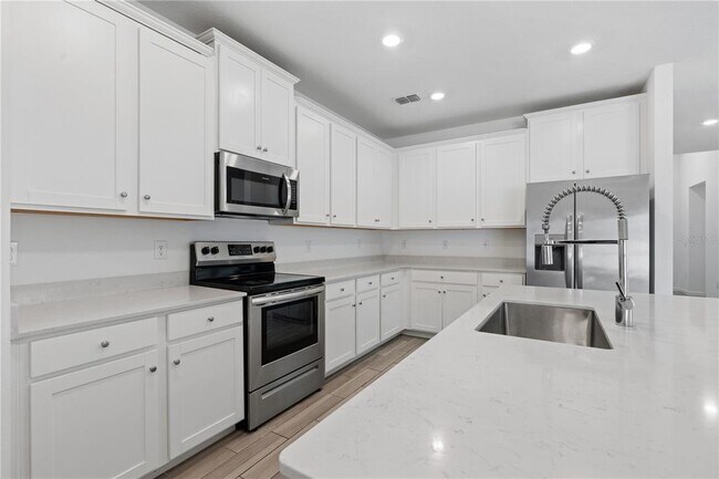 Building Photo - 5637 SW 93rd St