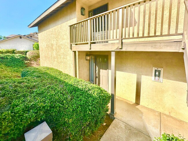 Building Photo - 1652 Pala Lake Dr
