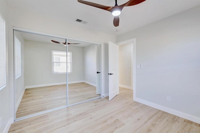 Building Photo - 503 Prescott Ave