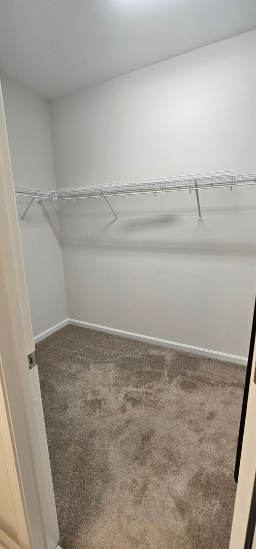 Building Photo - Glenmoor 3BR/2BA – Minutes from Downtown C...