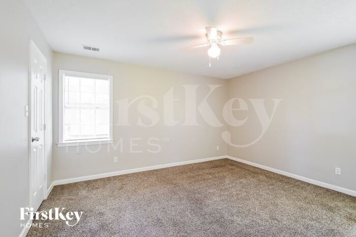 Building Photo - 4475 Grinstead Cove