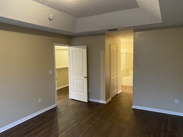 Building Photo - 10191 Wood Dove Way