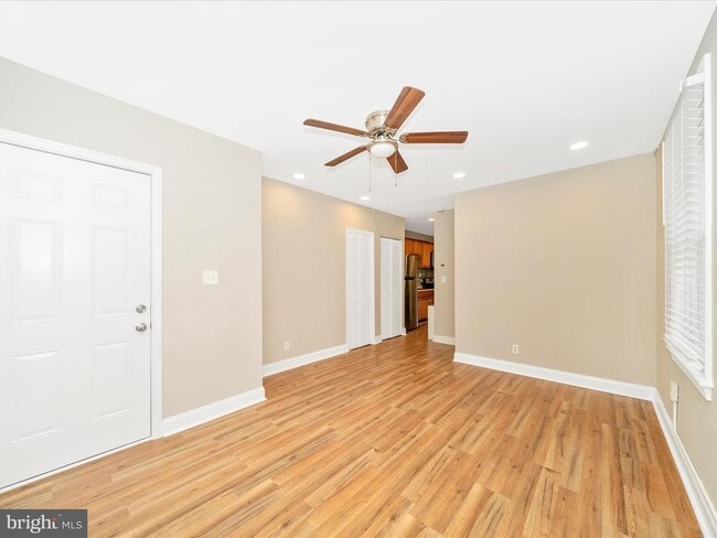 Living room - 4215 Dix St NE