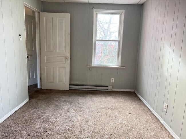 Building Photo - 218 E Liberty St