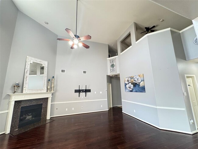 Building Photo - 3818 Houston Lake Dr