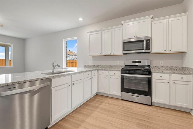 Building Photo - 400 Mystic Slopes Dr