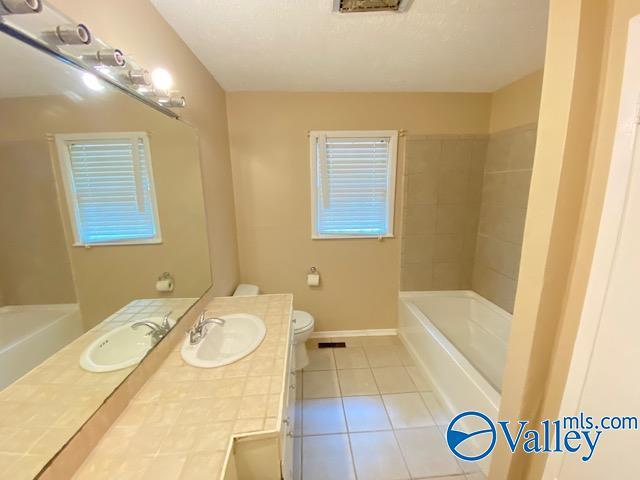 Building Photo - 2509 Rochell Dr NW