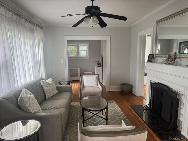 Building Photo - 9 Castleton Ct