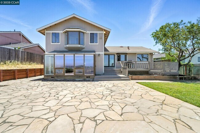Building Photo - 267 Duperu Dr