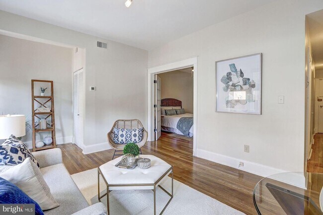 Building Photo - 1618 S St NW