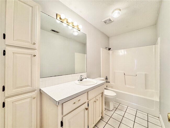 Building Photo - 1837 Pointer Ln