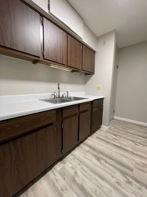 Building Photo - 1131 Redburn Dr