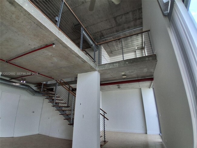 Building Photo - 690 SW 1st Ct