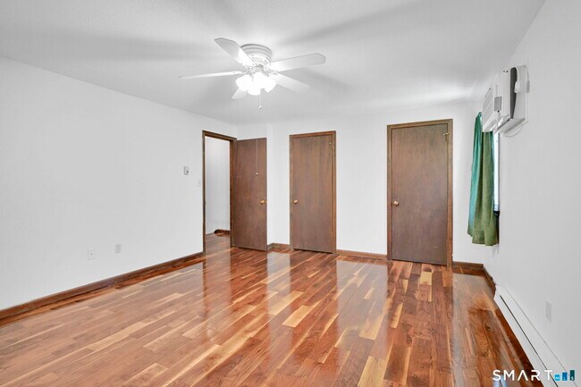 Building Photo - 61 Brandywine Ln