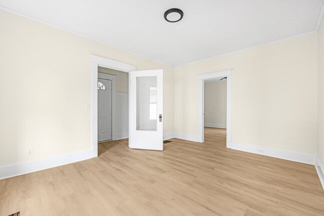 Building Photo - 3 bedroom house in Kendallville! CHRISTMAS SPECIAL!!