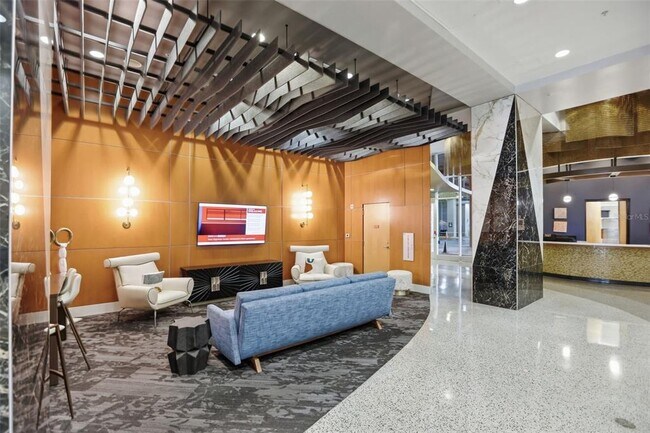 Building Photo - 155 S Court Ave