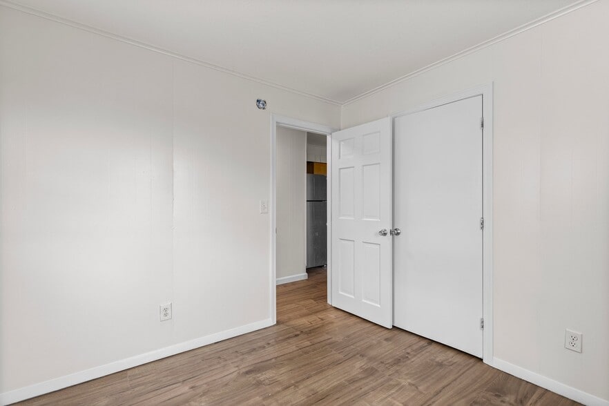 Building Photo - 497 Winnacunnet Rd