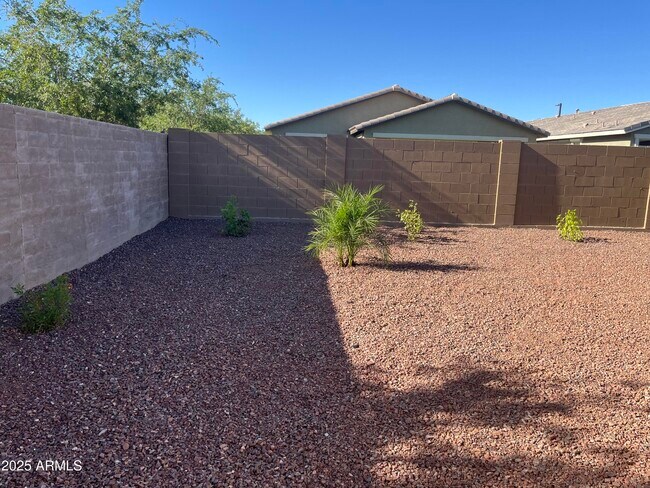 Building Photo - 19707 W Heatherbrae Dr