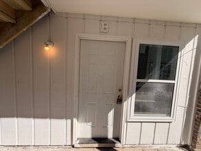 Building Photo - 109 Limoges St