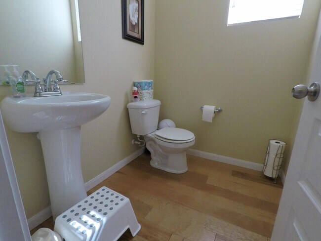 Half Bath - 9422 S 235th Plz