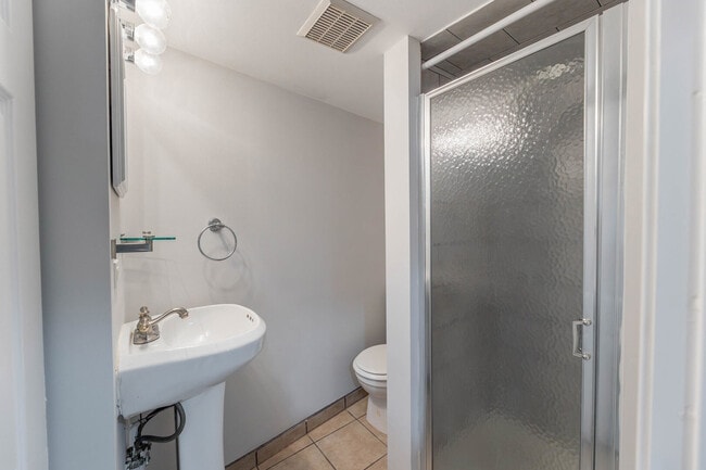 Building Photo - 5236 W 54th St