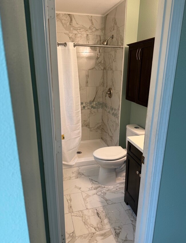 Building Photo - 5823 N Carlisle Rd