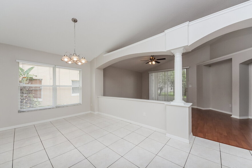 Building Photo - 2511 Shelby Cir