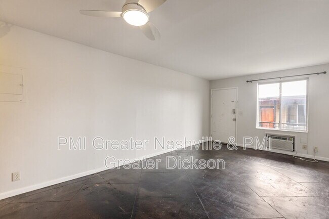 Building Photo - 3600 Hillsboro Pike