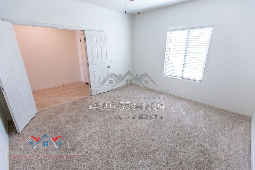 Building Photo - 24530 W Flores Dr