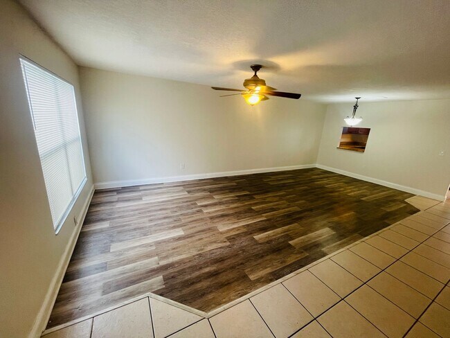 Building Photo - HIDDEN CREEK CONDO-1602 Bending Brook Way #270 Orlando FL 32807