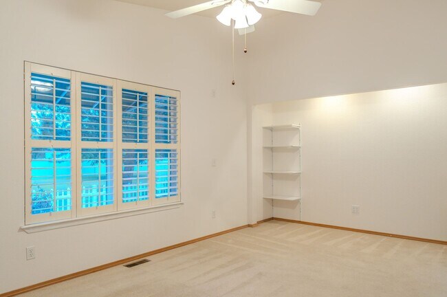 Building Photo - 217 Coho Rd