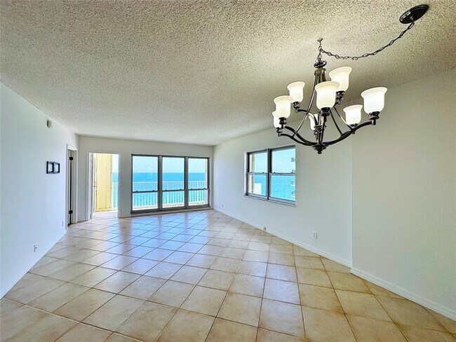 Building Photo - 750 N Ocean Blvd