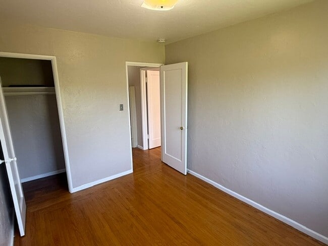 Building Photo - 3-Bedroom Single Family Home in Richmond Annex / El Cerrito Area
