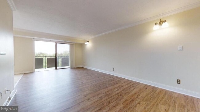 Building Photo - 3100 S Manchester St